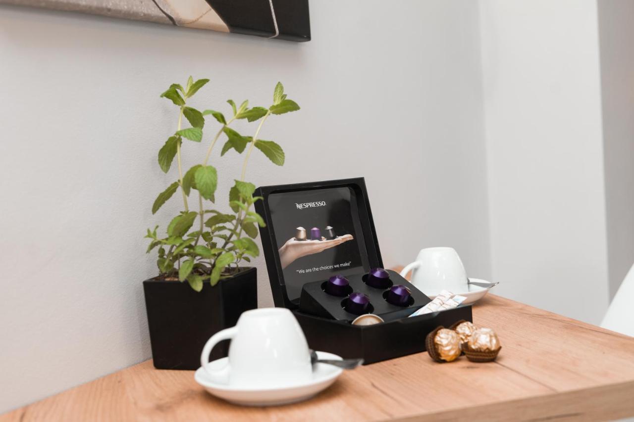 Blue View Apartments Кавала Екстериор снимка