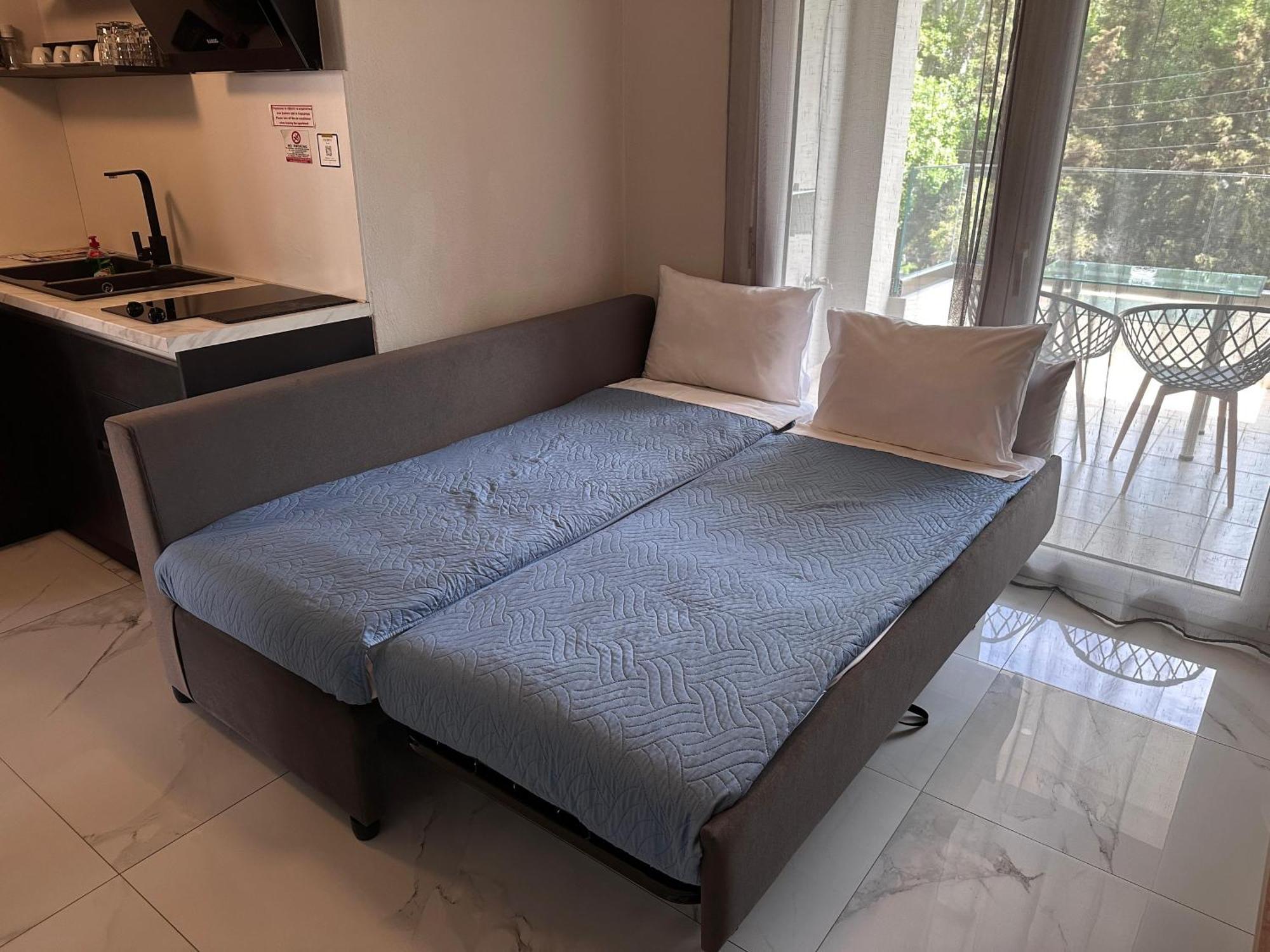 Blue View Apartments Кавала Екстериор снимка