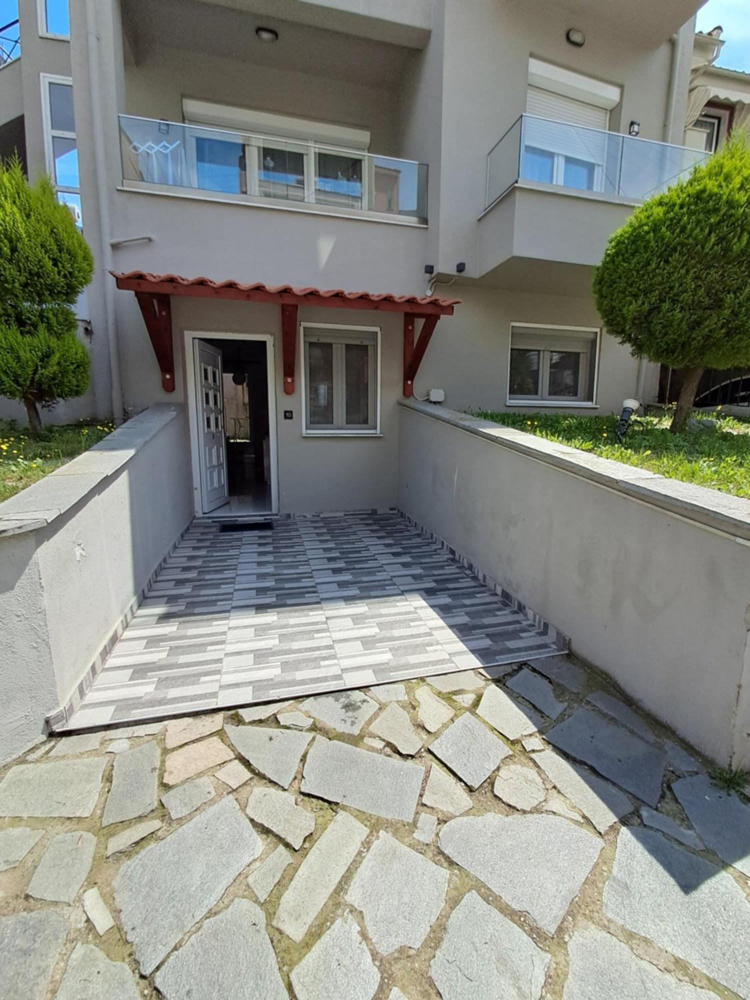 Blue View Apartments Кавала Екстериор снимка